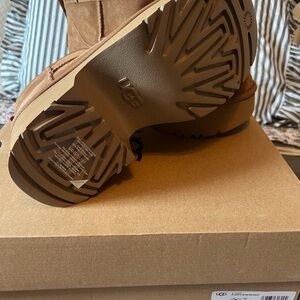 UGG Women's classic ultra mini new heights Platform Boots Eurpean 39